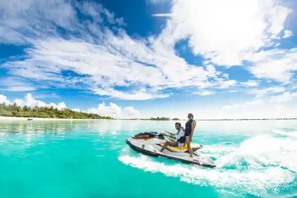Day 04: Day at leisure with diving options